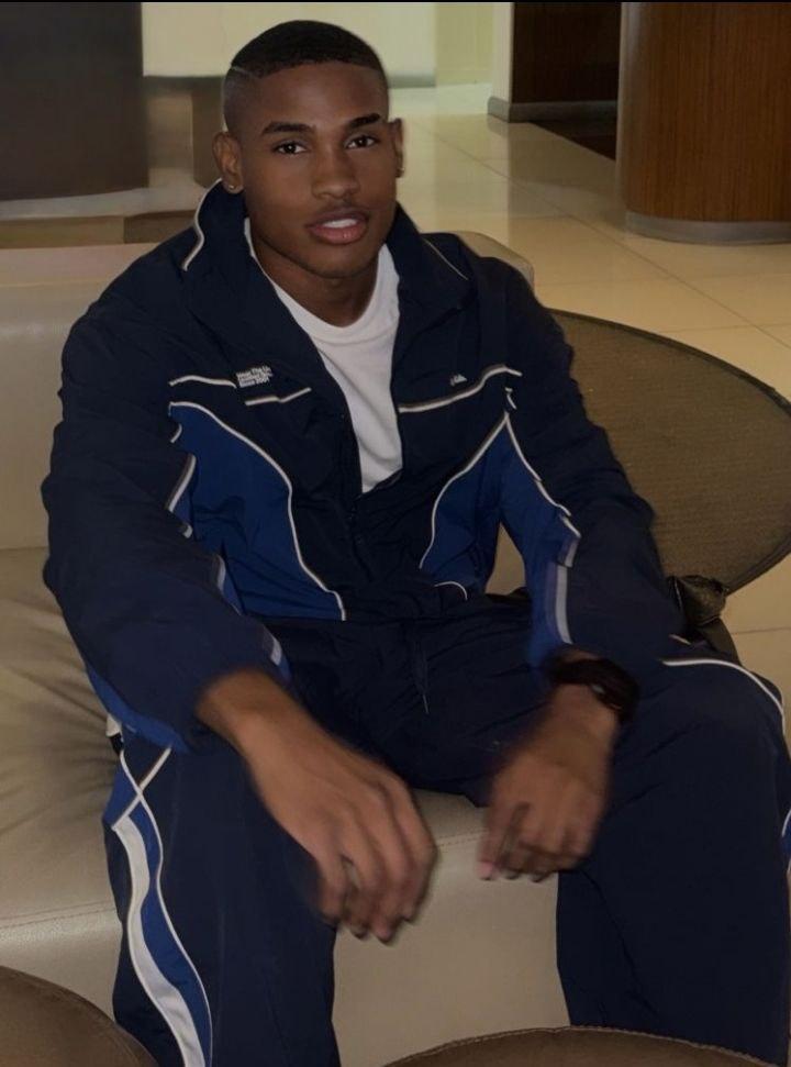 Chico busca chica en Barcelona: 