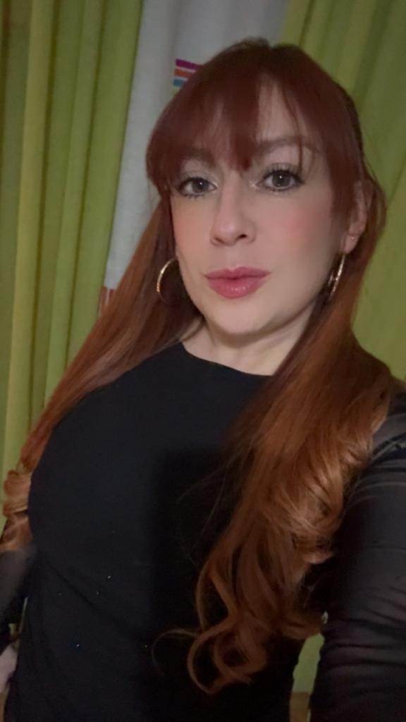 Chica busca chico en Almería: 