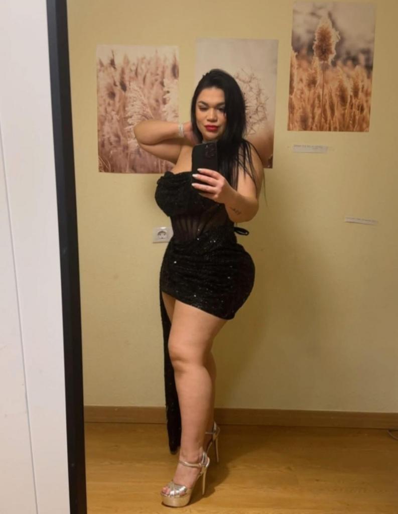 624763201: Chica busca chico en Pontevedra