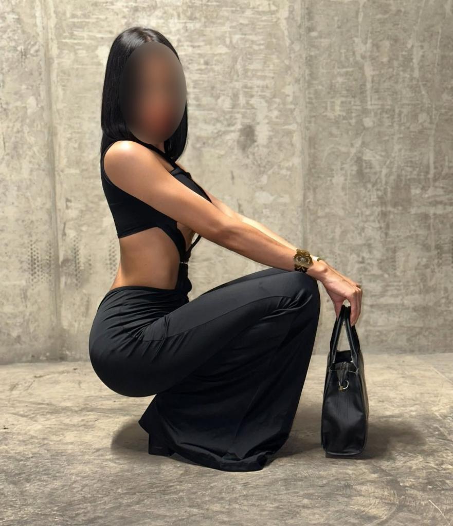 Chica busca chico en Almería: 