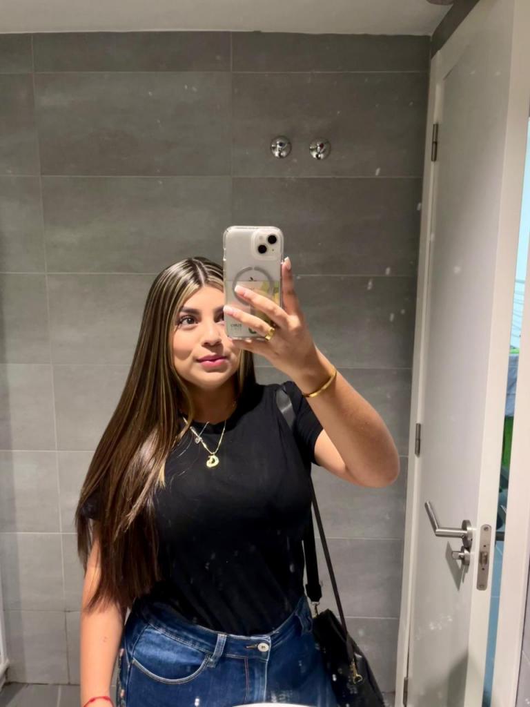 663442879: Chica busca chico en Las Palmas