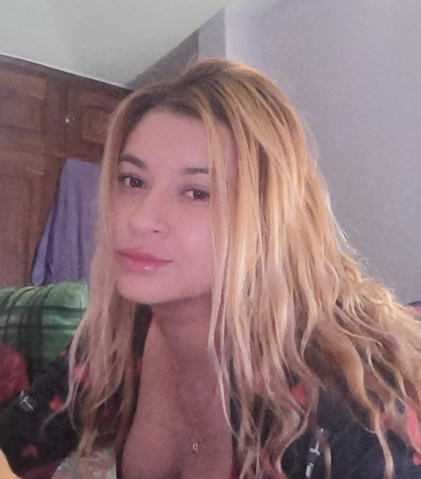 Chica busca chico en La Coruña: Chica busca chico