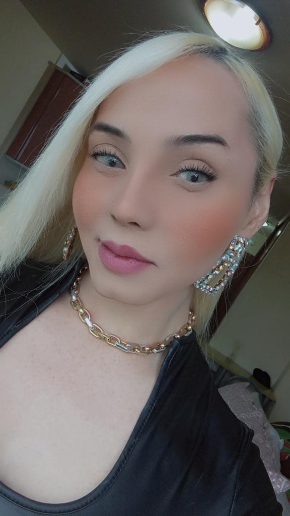 641298402: Transexual en Pontevedra