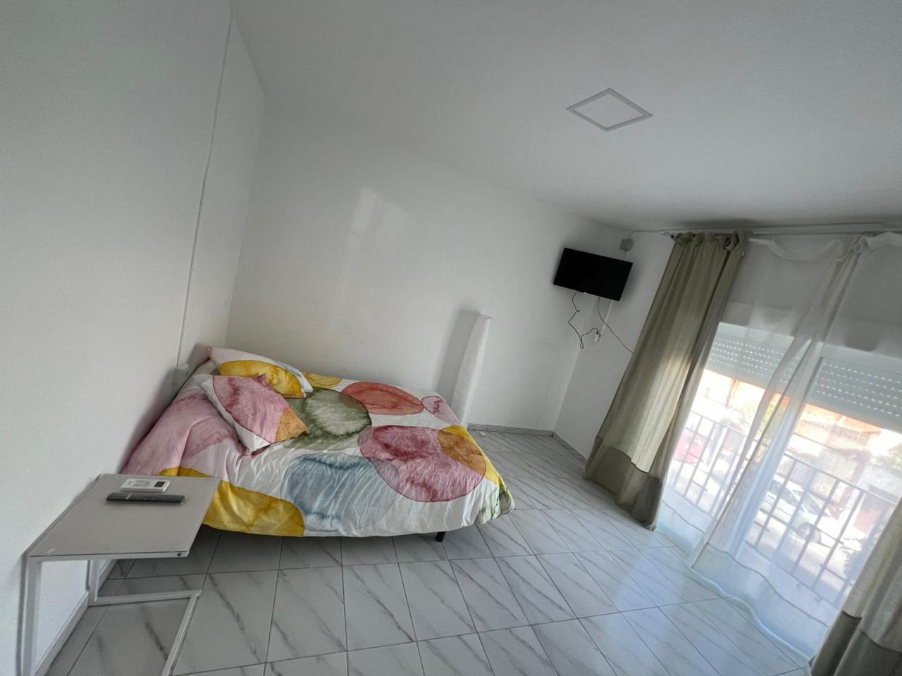 664608735:  en Sevilla