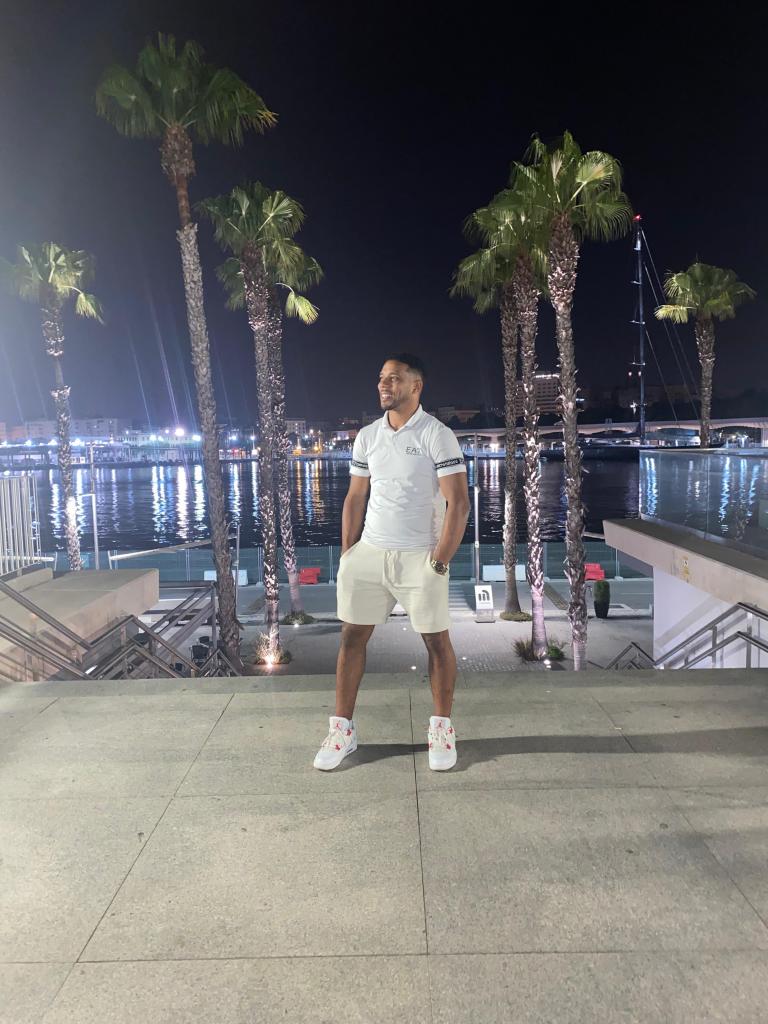 626565553: Chico busca chica en Barcelona