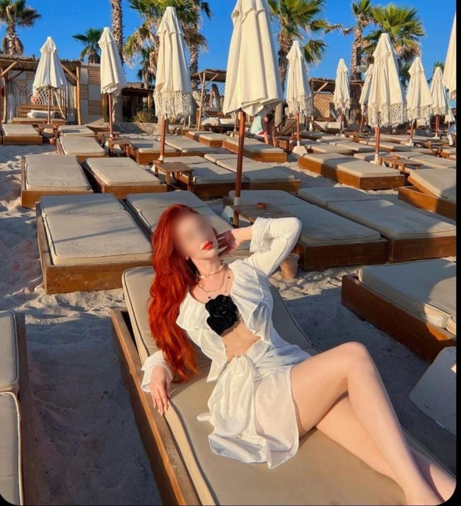 621384305: Chica busca chico en Málaga