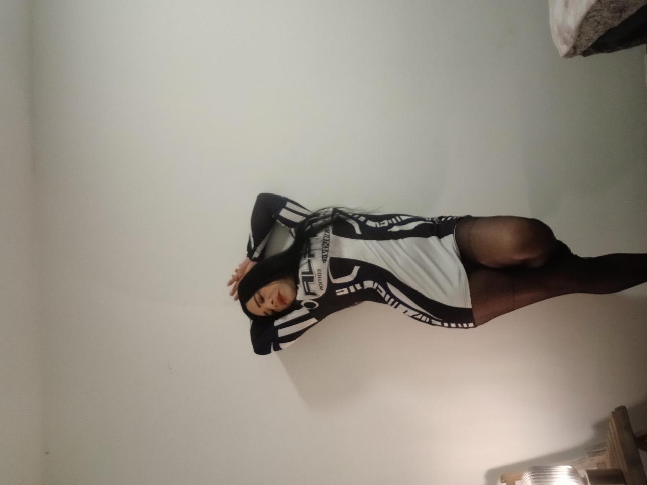 621480182: Travesti en León