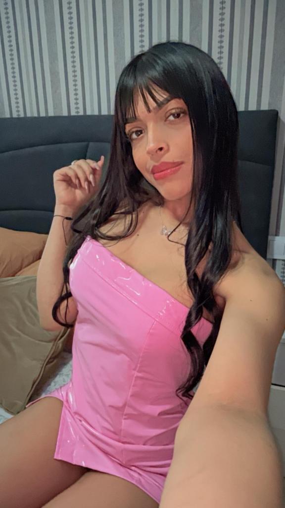 610394570: Chica busca chico en Zaragoza