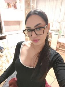 675227470: Chica busca chico en Barcelona