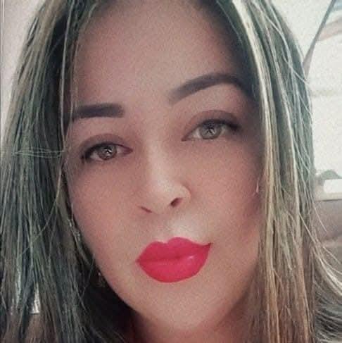 613867341: Chica busca chico en Zaragoza