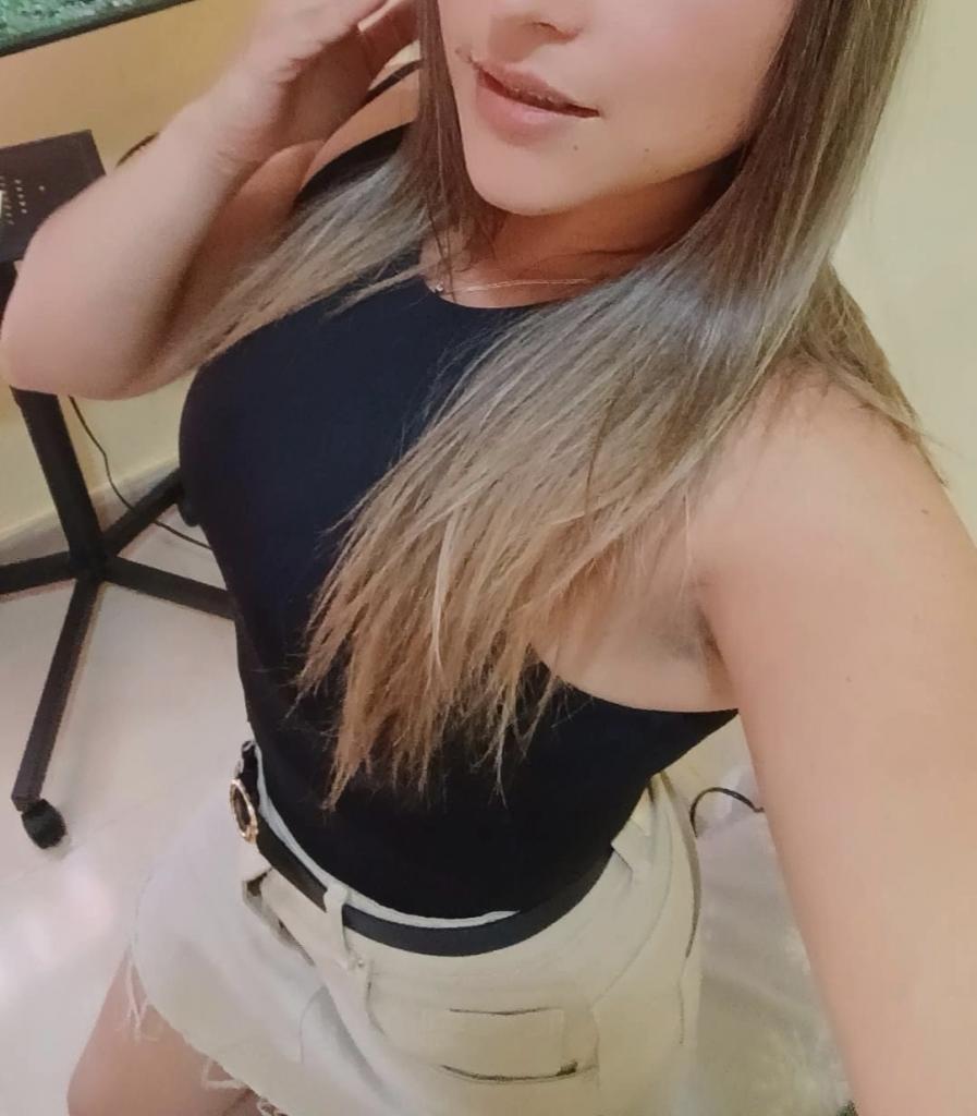 613394280: Chica busca chico en Murcia