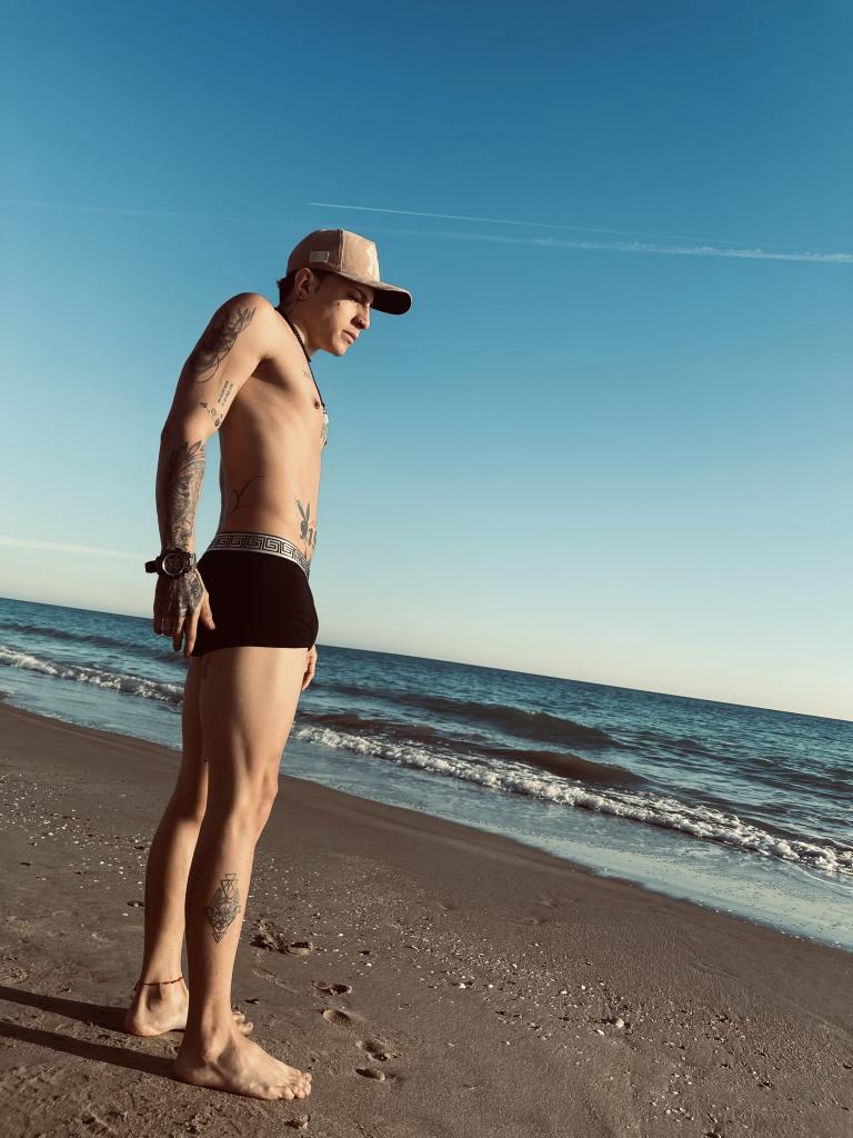 614836400: Chico busca chica en Tarragona