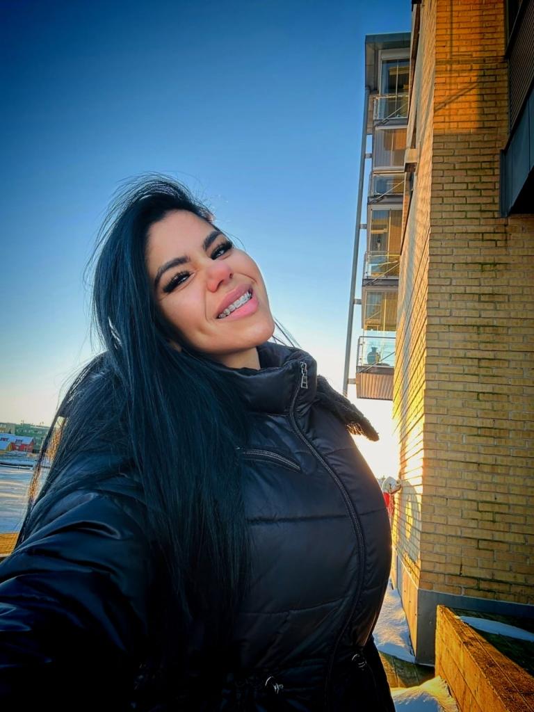 624932748: Chica busca chico en Pontevedra