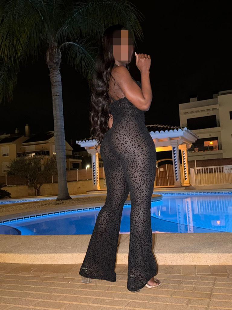 Chica busca chico en Alicante: 