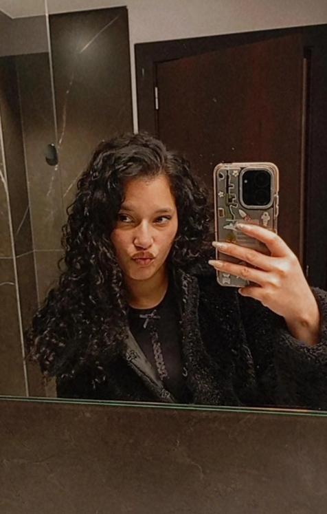 742080426: Chica busca chico en Pontevedra