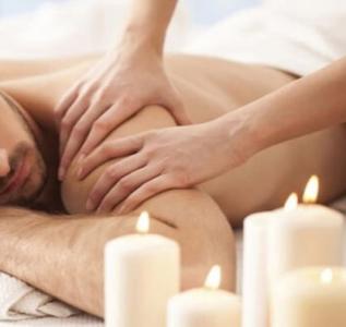 Chico busca chica en Almería: 