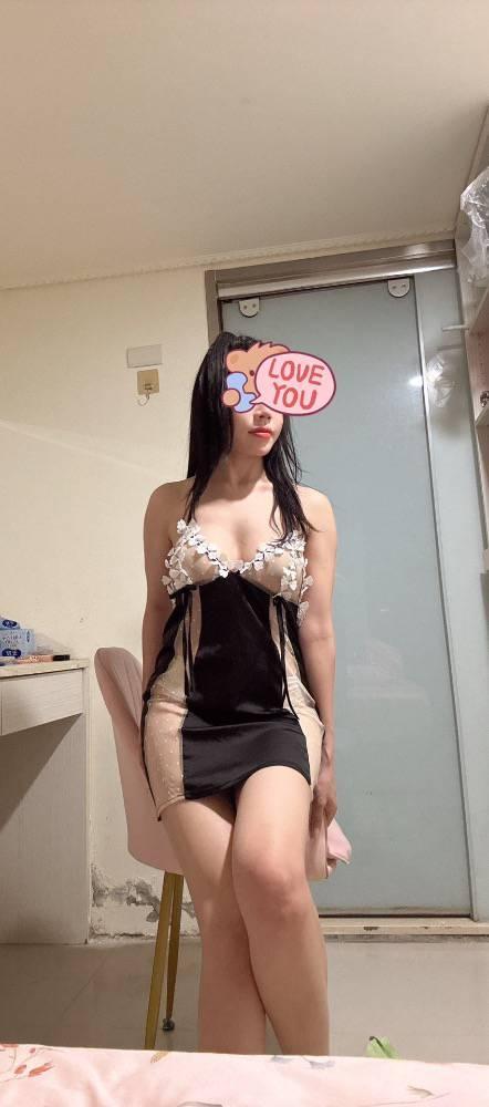 666277086: Chica busca chico en Valencia