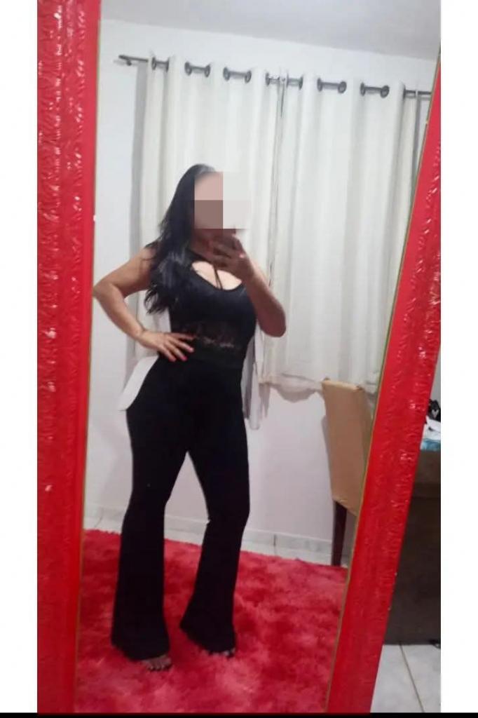 624776366: Chica busca chico en Huesca