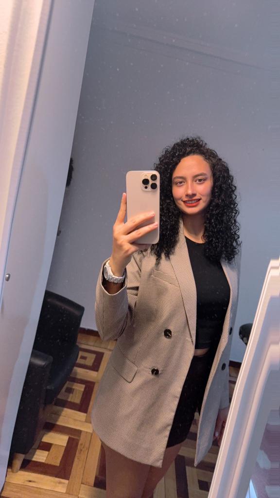 600113678: Chica busca chico en Madrid