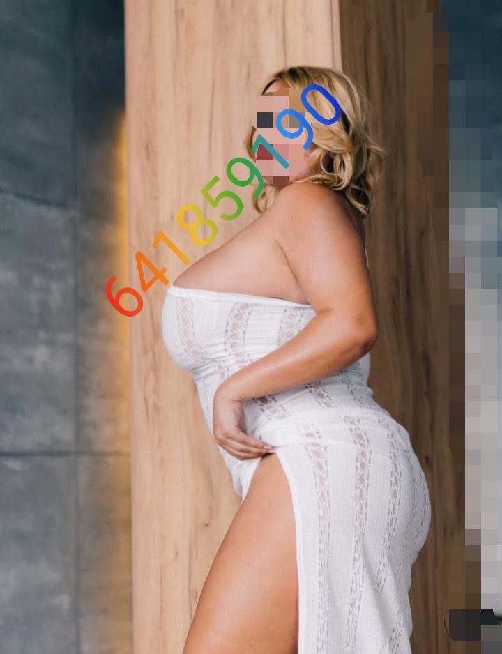 Chica busca chico en Cádiz: 