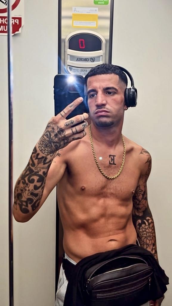 Chico busca chica en Barcelona: 