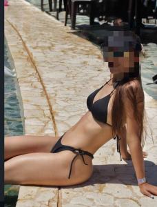 604985554: Chica busca chico en Albacete