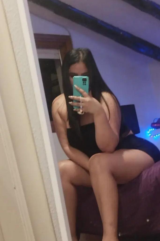 607541998: Chica busca chico en Madrid