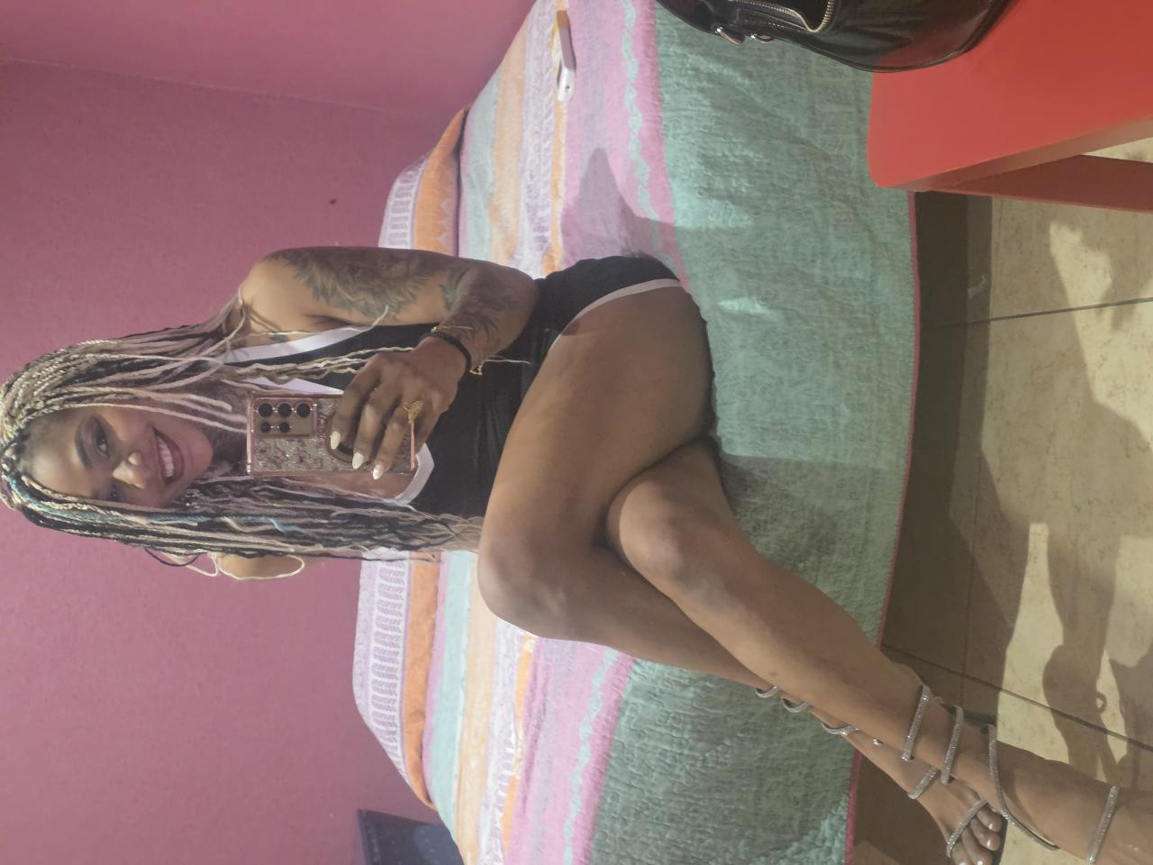 666299210: Chica busca chico en Ibiza