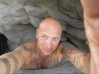 672447608: Chico busca chica en Álava