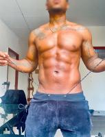 623557158: Chico busca chica en Barcelona