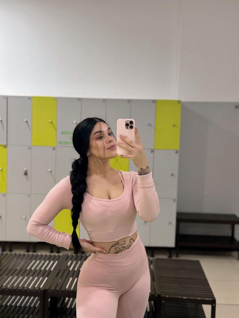 642734101: Chica busca chico en La Coruña