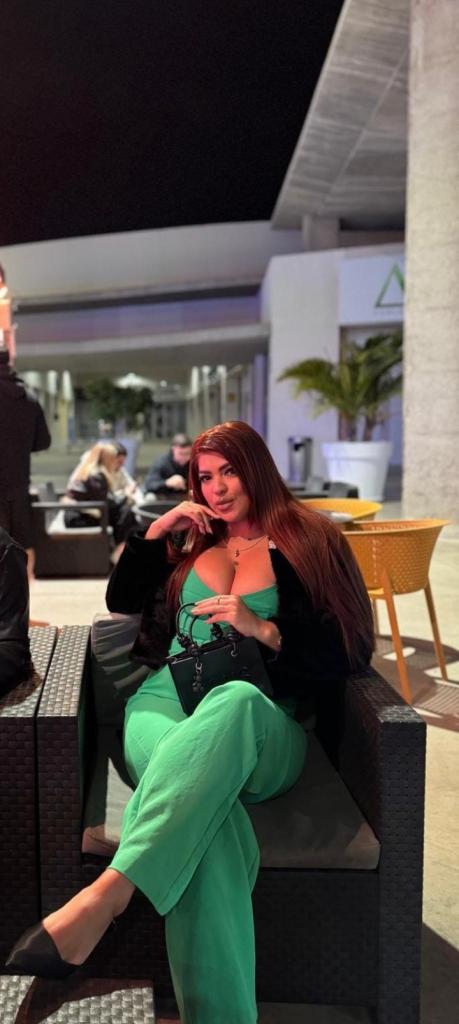 Chica busca chico en Tenerife: 