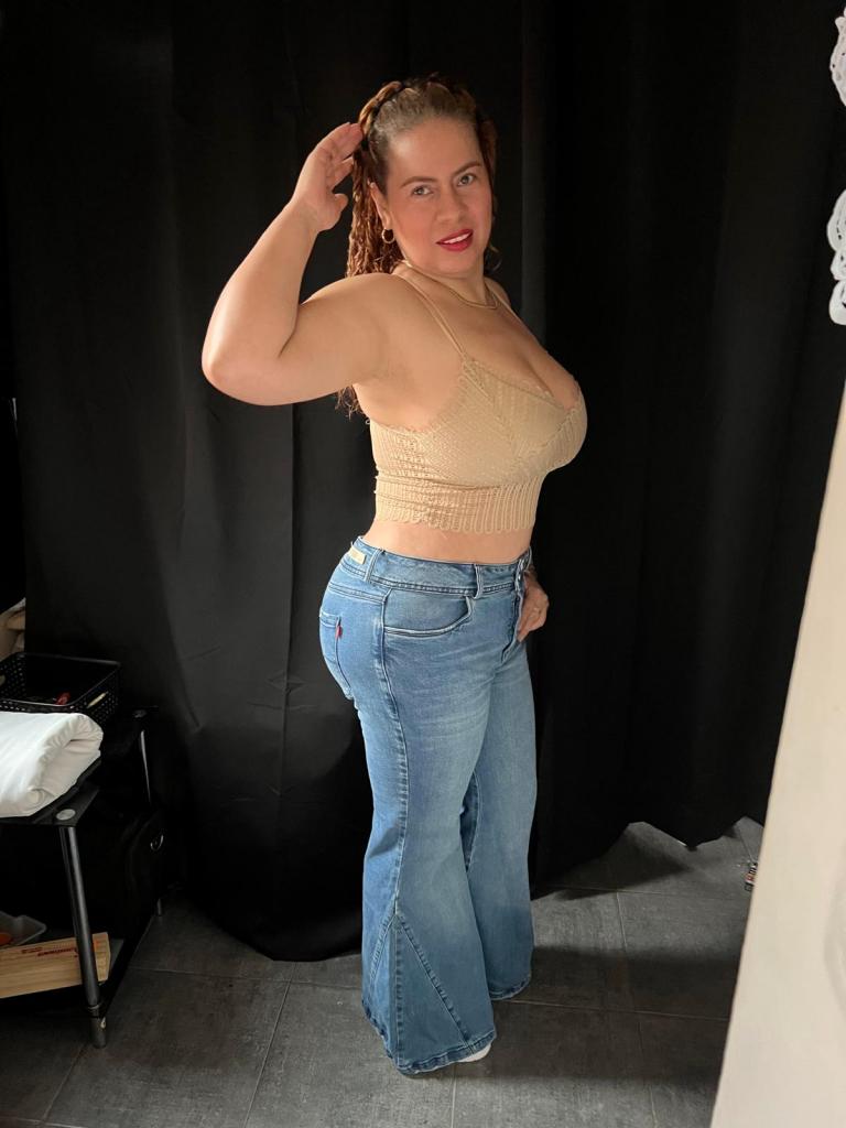 632992394: Chica busca chico en Cantabria