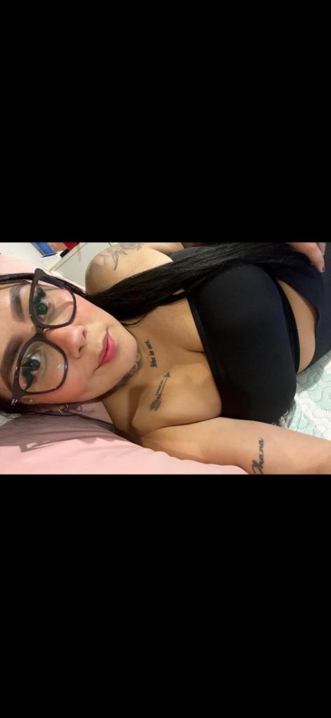 Chica busca chico en Valencia: Chica busca chico