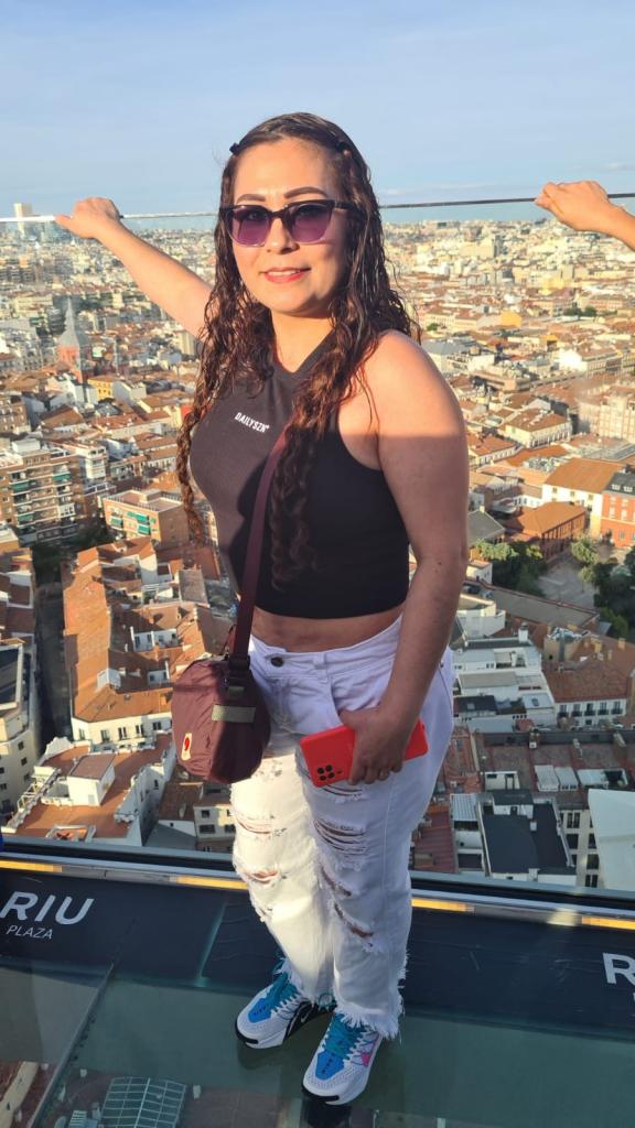 635865841: Chica busca chico en Valladolid