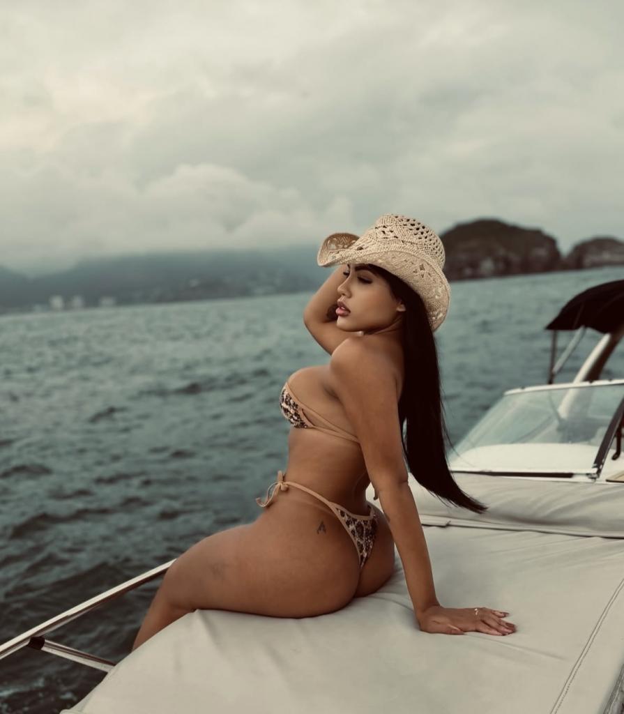 641550684: Chica busca chico en Cádiz