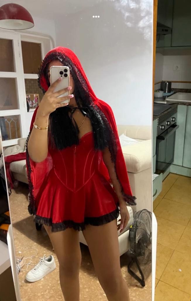 687751555: Chica busca chico en Mallorca