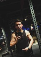 663716460: Chico busca chica en Madrid