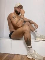 602502334: Chico busca chica en La Coruña