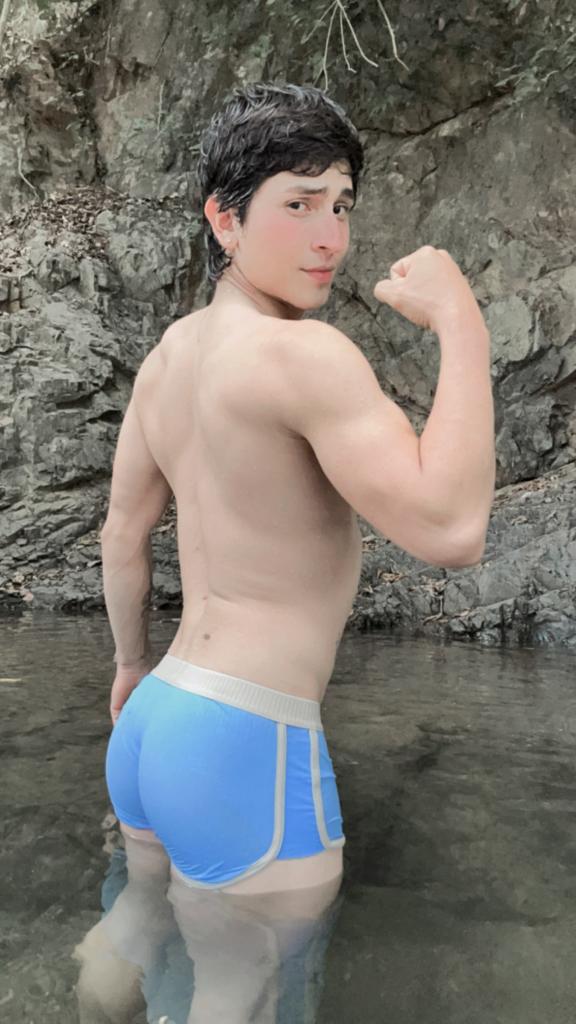 617110875: Chico busca chica en Alicante