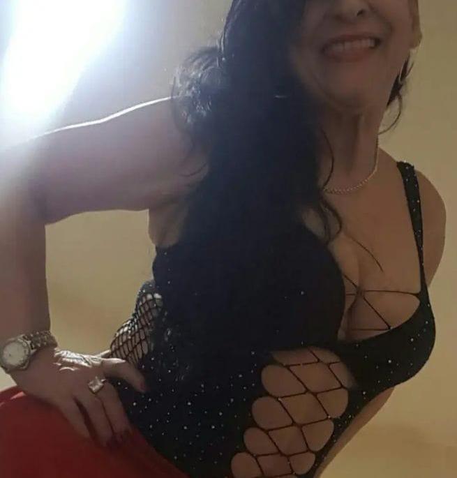 604273174: Chica busca chico en Madrid