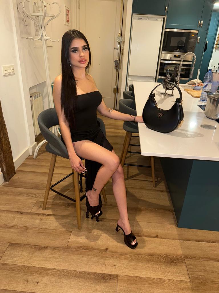 603422872: Chica busca chico en Sevilla