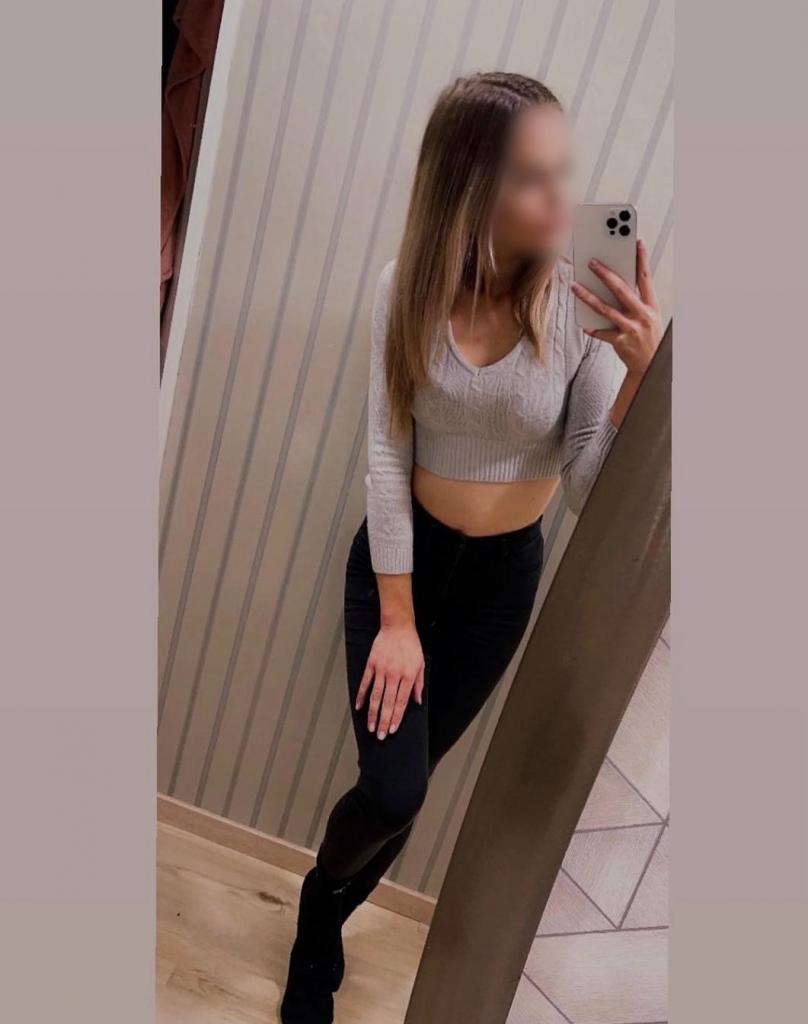 631555124: Chica busca chico en Madrid