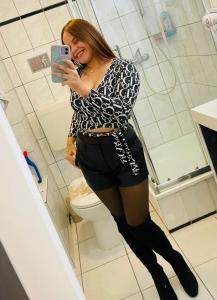 613717365: Chica busca chico en Tarragona