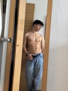 658242000: Chico busca chica en Madrid