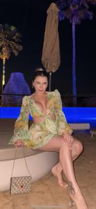 664536248: Chica busca chico en Cádiz