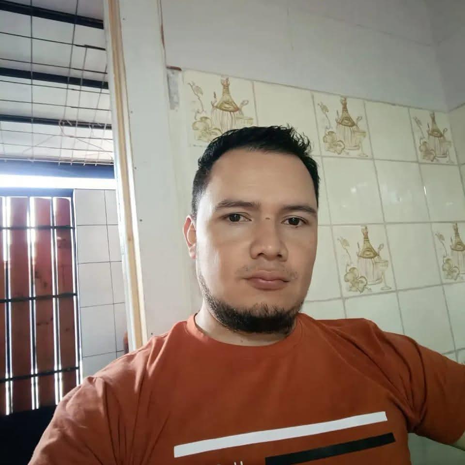 Chico busca chica en Madrid: 