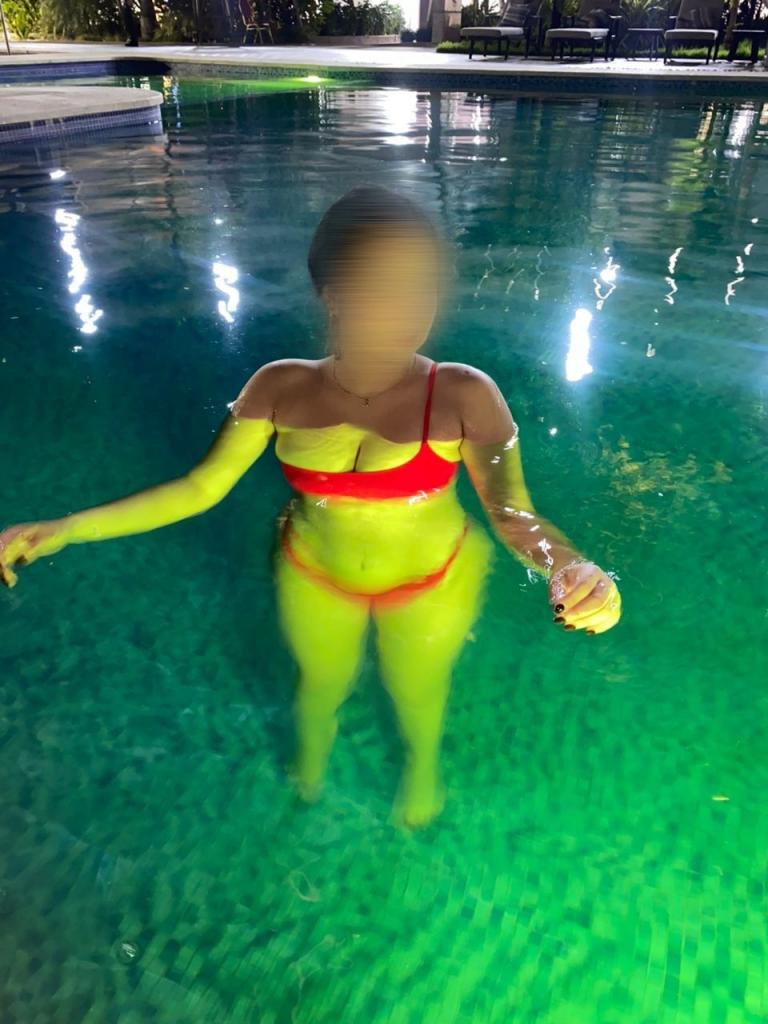 742094399: Chica busca chico en Valladolid