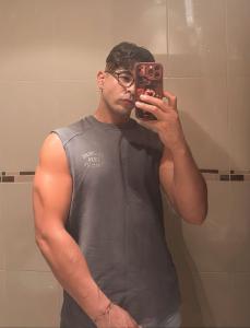 624492415: Chico busca chica en Madrid