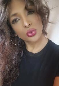 613439052: Transexual en Cáceres